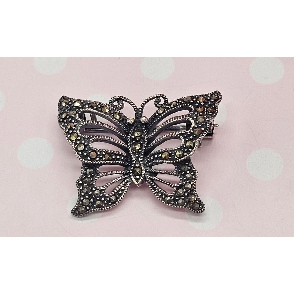 Vintage sterling silver 925 Butterfly Brooch with Marcasite Accents